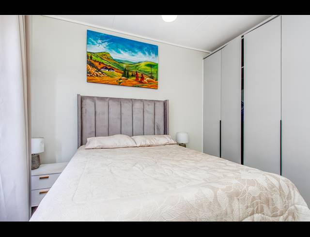 3 BEDROOM APARTMENT FOR SALE IN LINBRO PARK